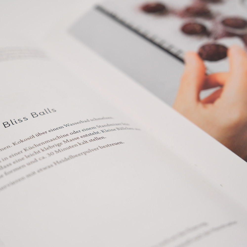 „Eat like a woman“ von Andrea Haselmayr, Verena (Rezept Bliss Balls)